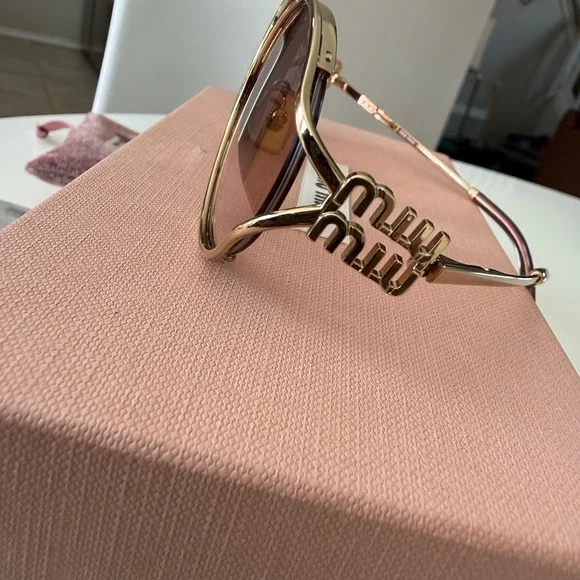 NWOT Miu Miu Logo Sunglasses - Picture 13 of 14